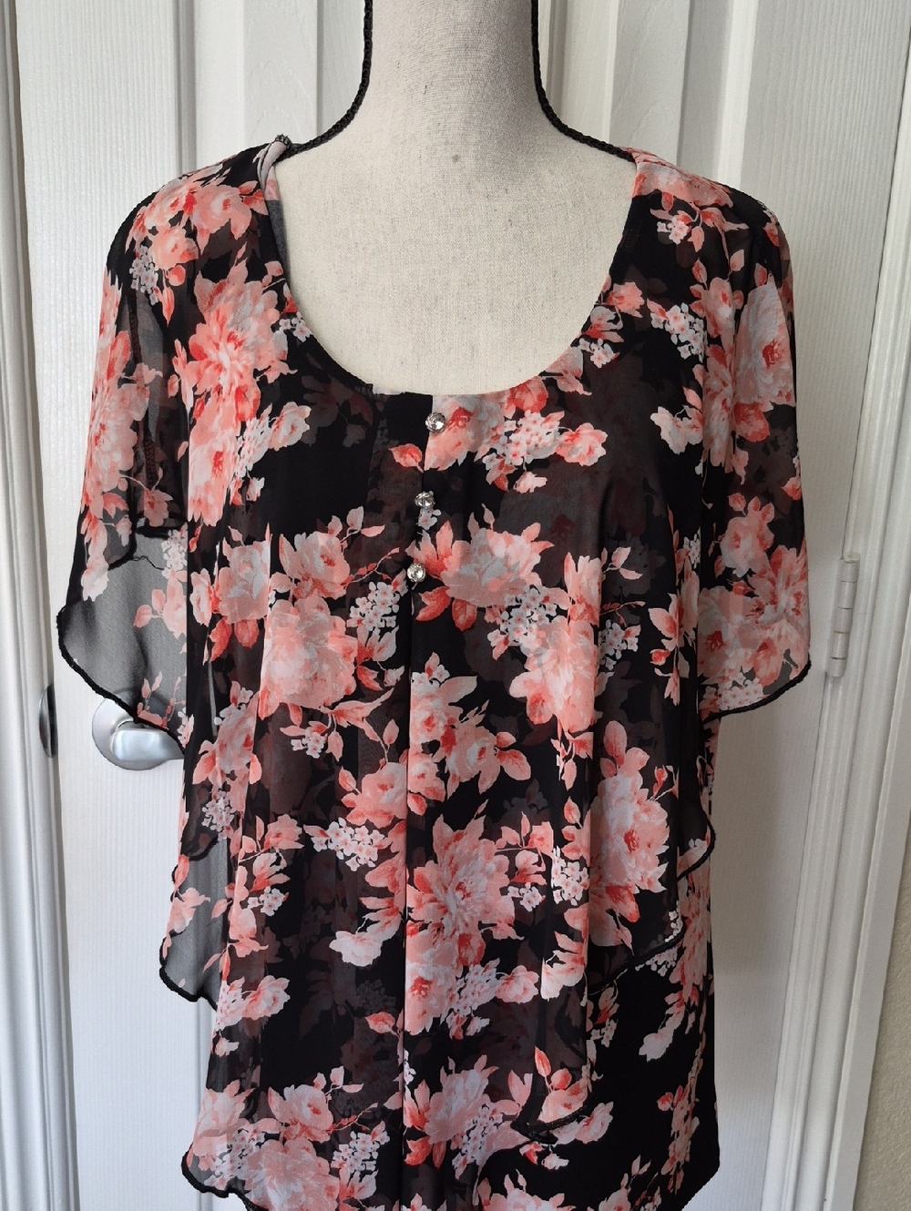 Floral Sheer Short Sleeve Blouse - Black with Peach Floral XL